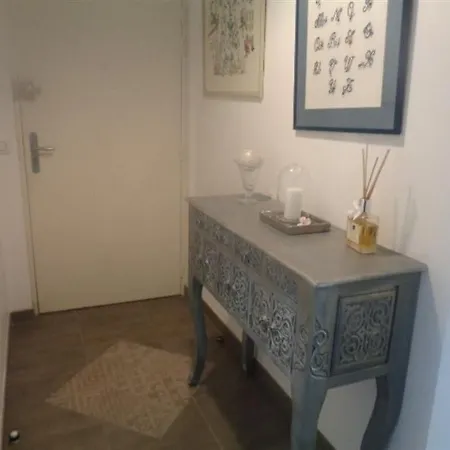 - 12 Appartement