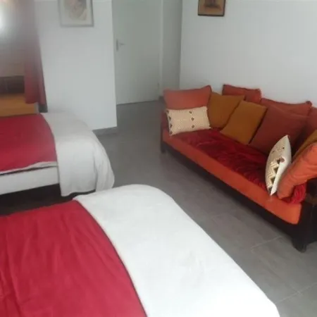 - 12 Appartement
